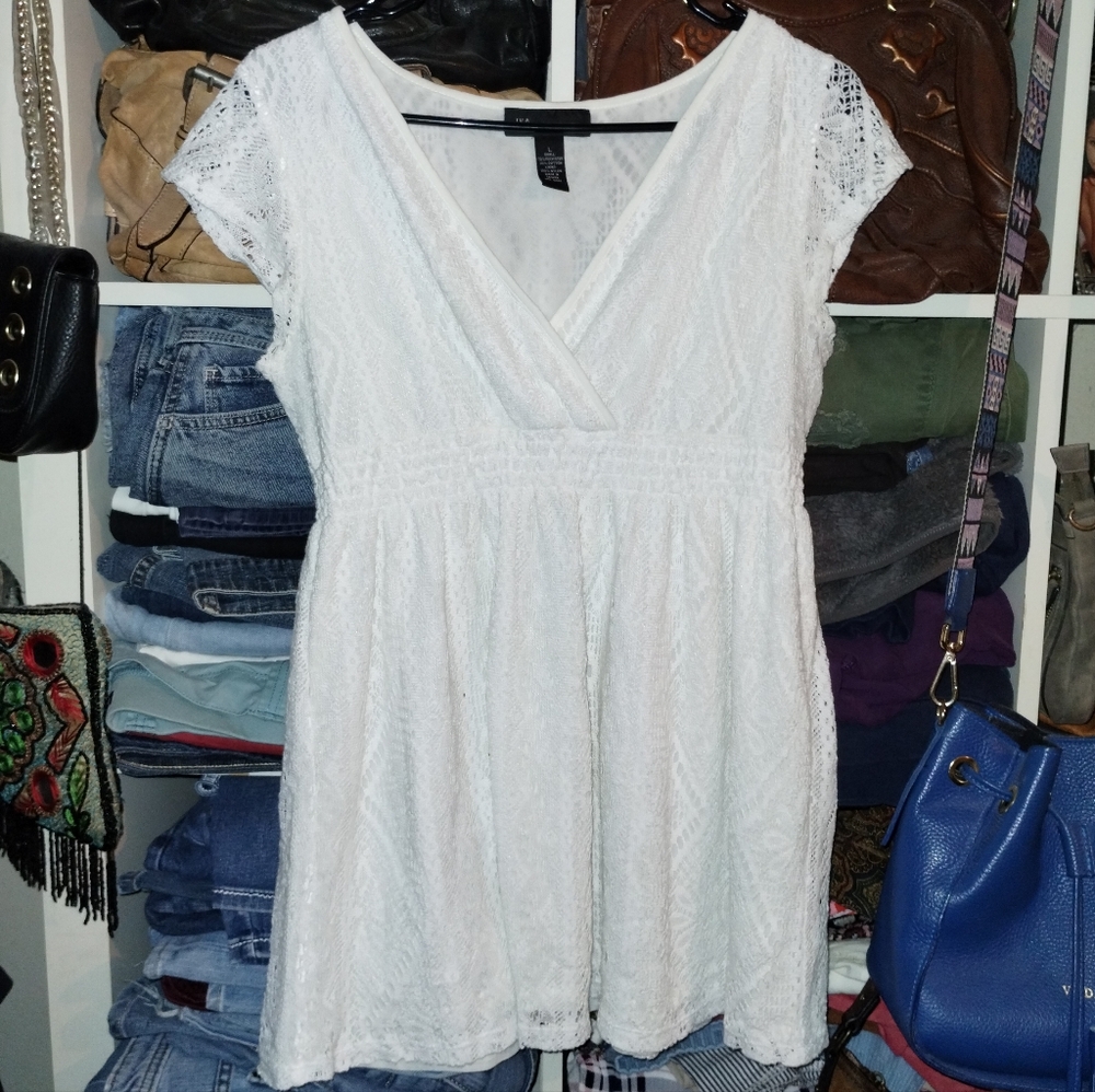 I.N.C International Concepts Tunic Top Size Large White Lace